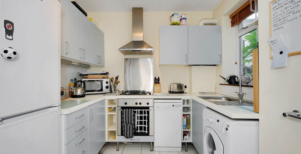 Room Trinity Road in Greater London