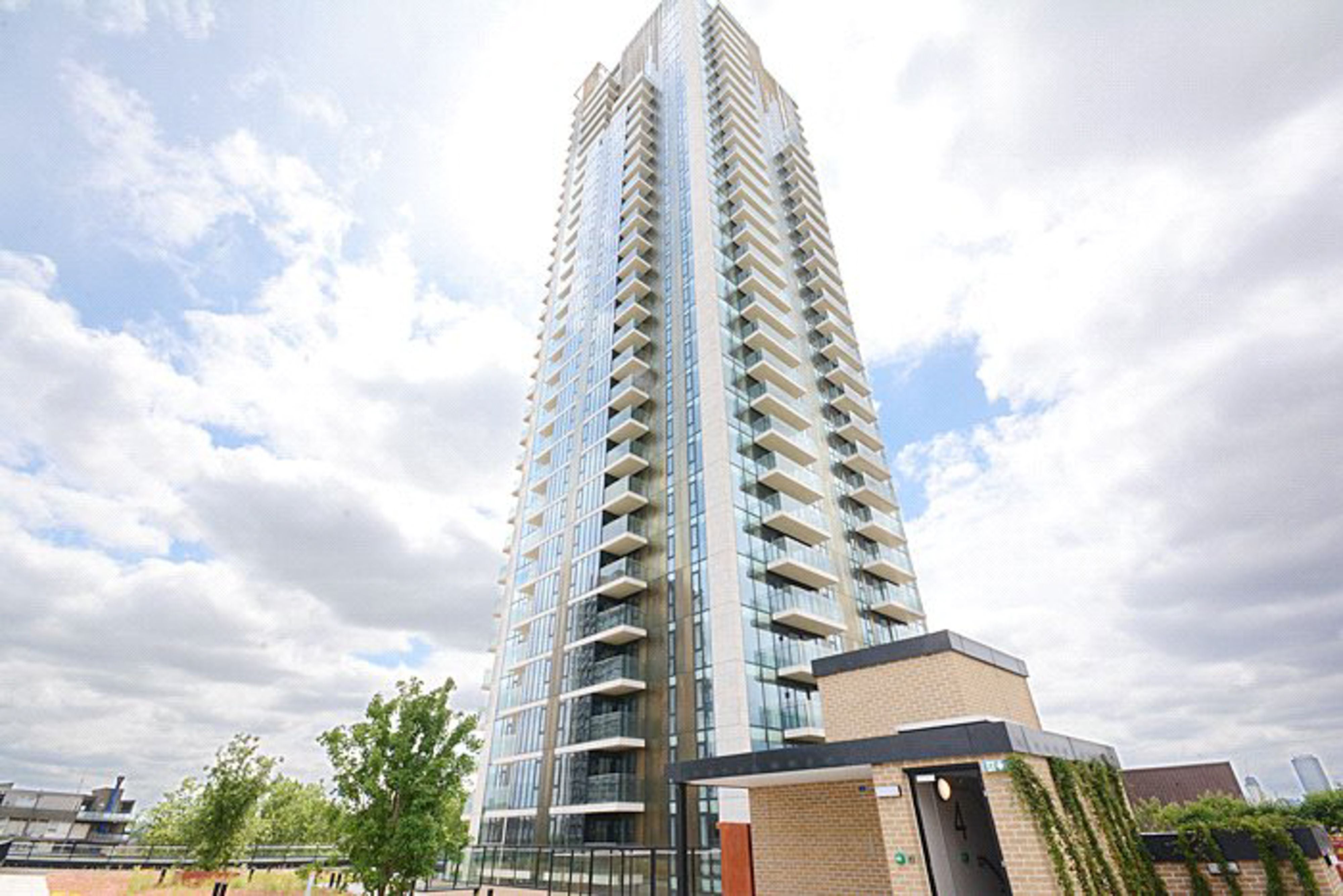 Flat St. Gabriel Walk in Greater London