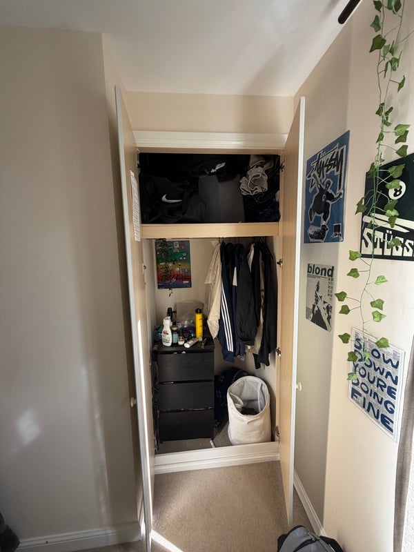 Room Hammond Road in Bristol