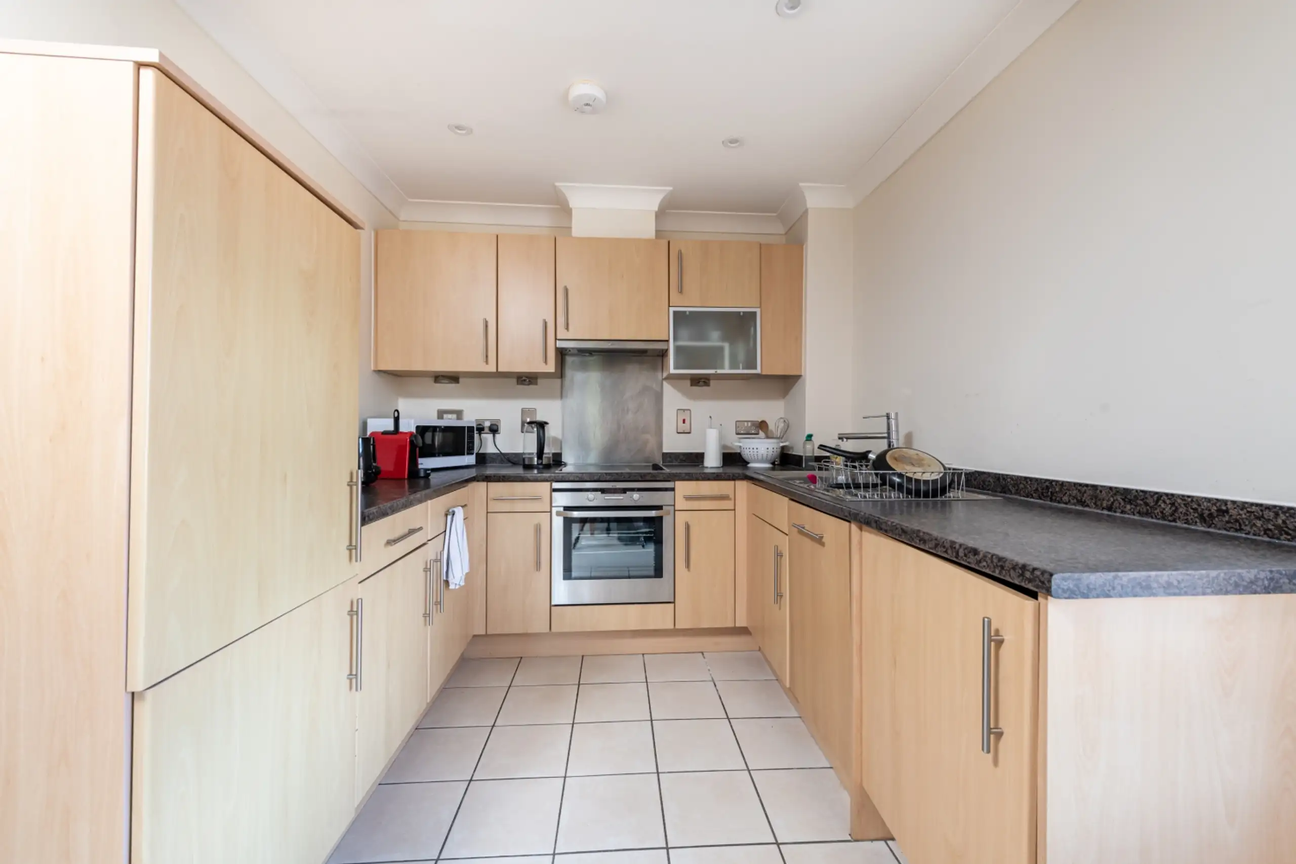 Flat Complins Close in Oxford