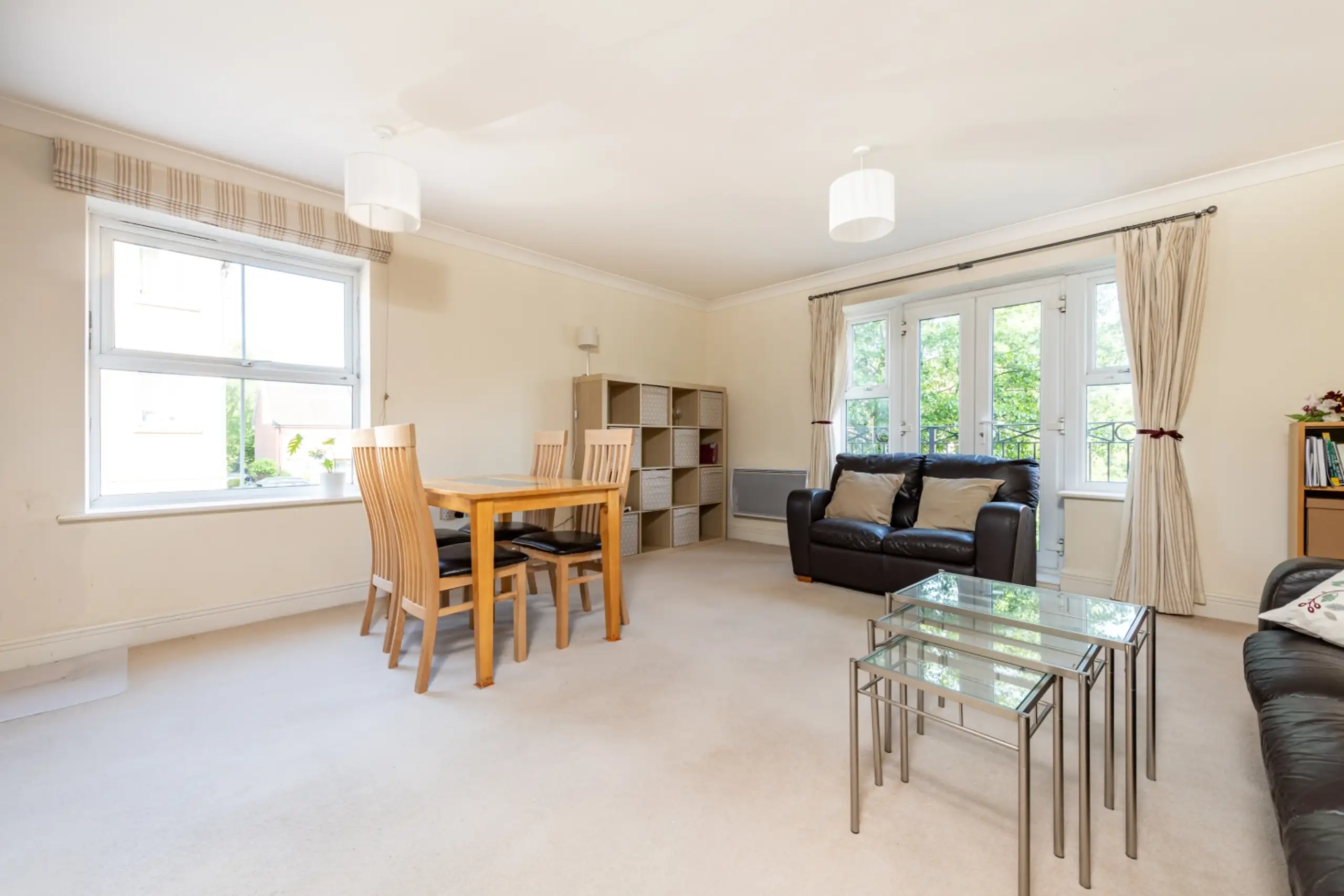 Flat Complins Close in Oxford
