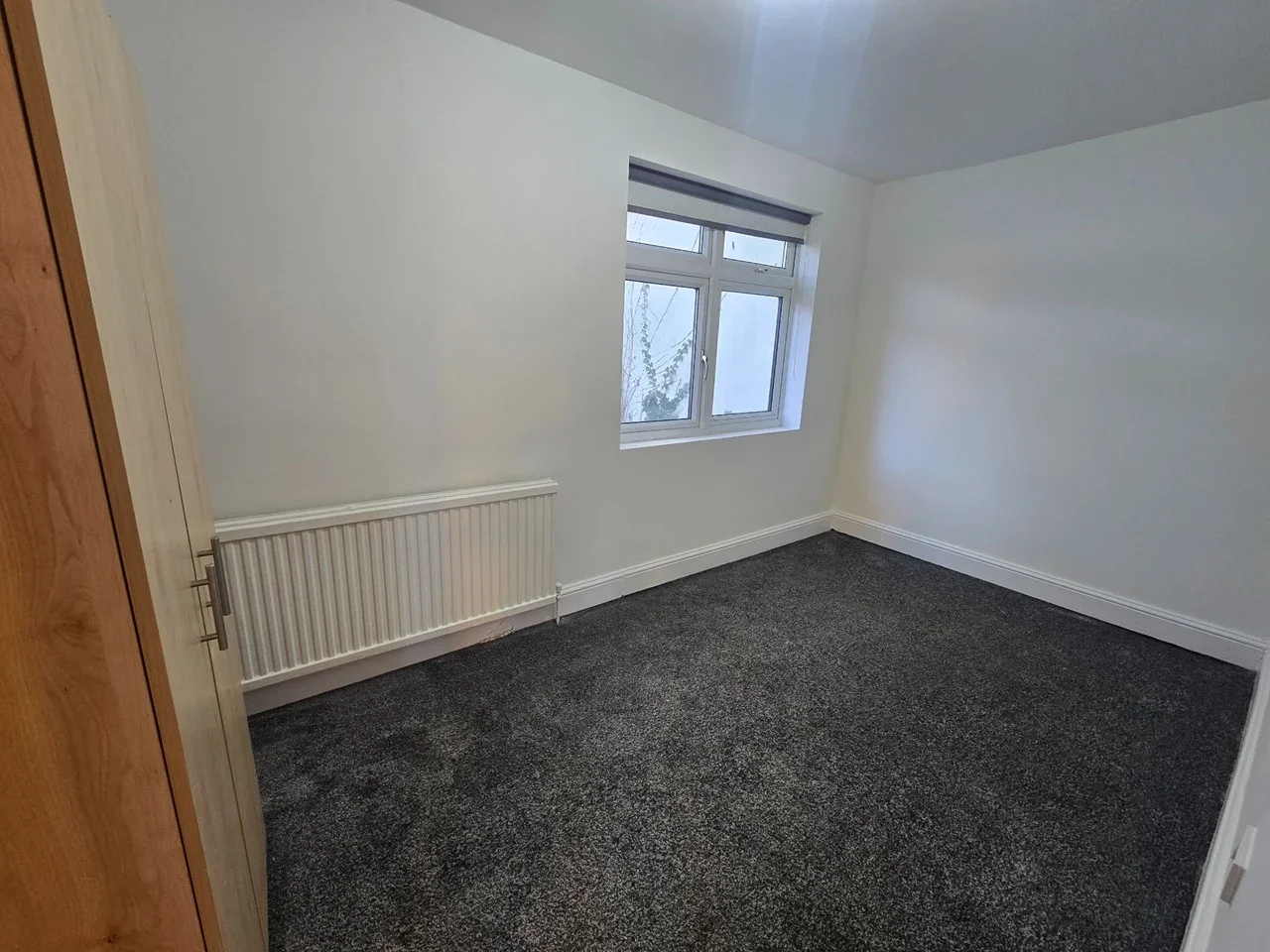 Flat Meadow Close in Greater London