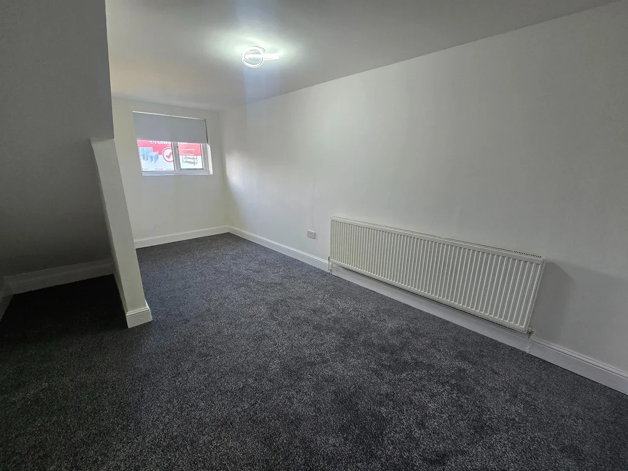 Flat Meadow Close in Greater London