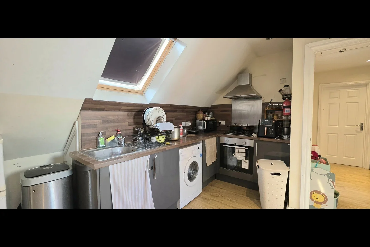 Flat Rickmansworth Road in Watford