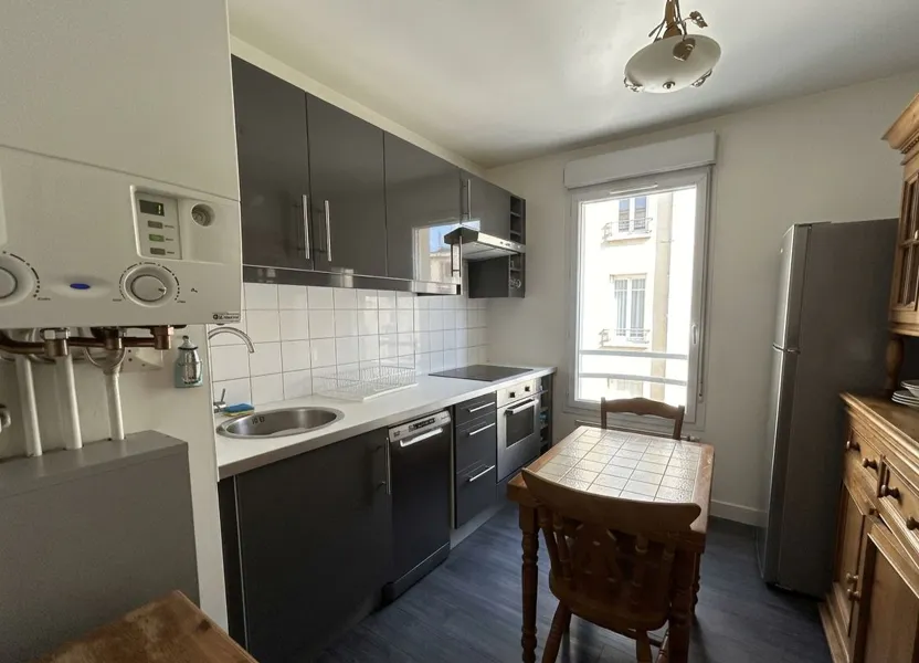 Flat Rue de la Rize in Lyon