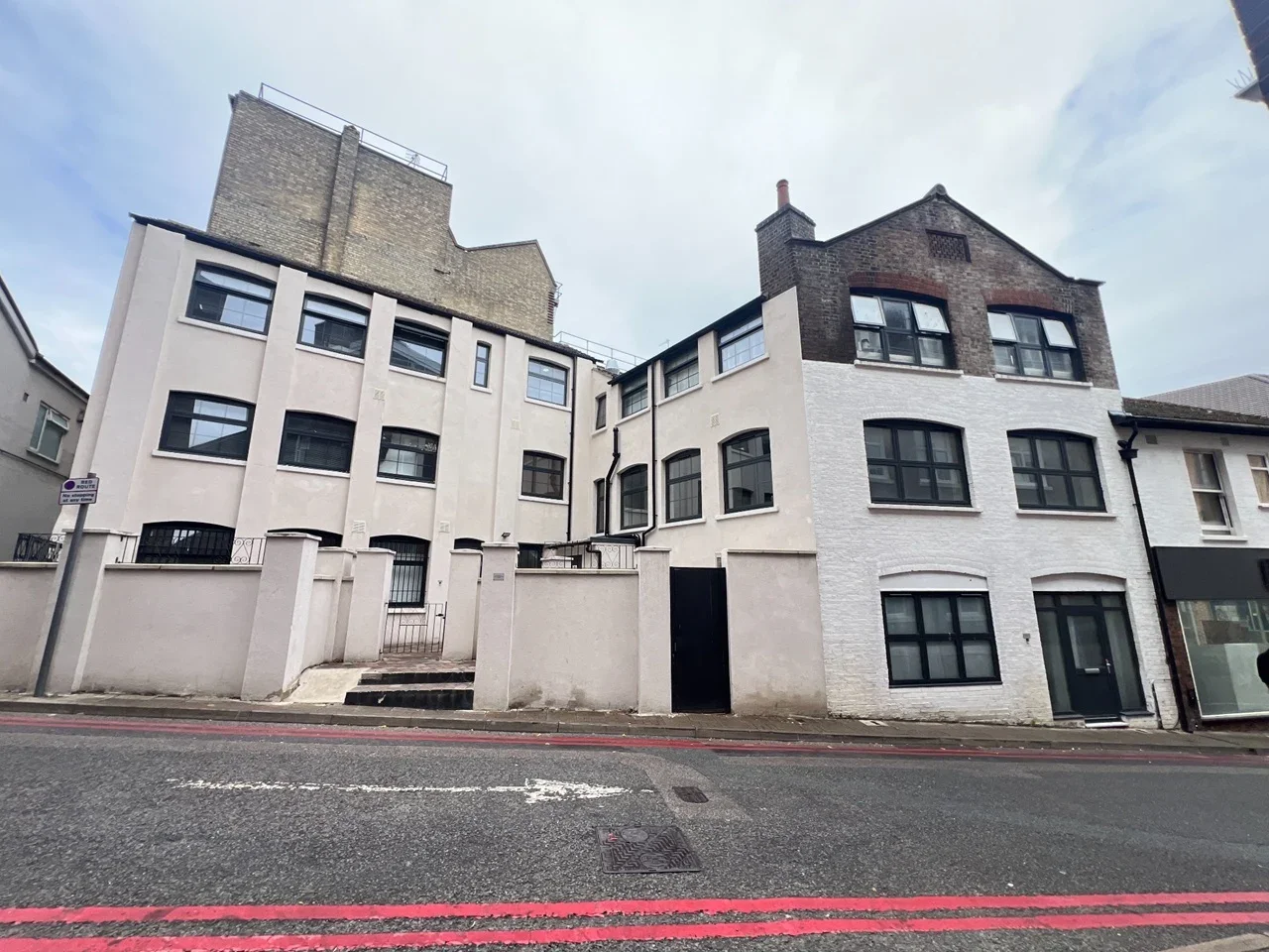 Flat Dunstable Place in Luton
