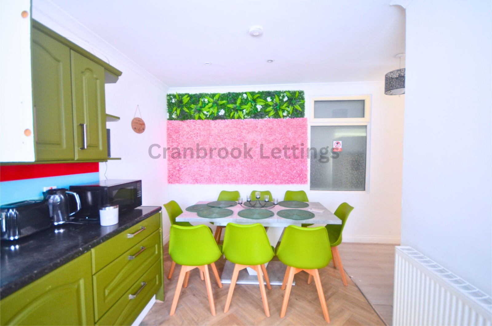House Pershore Close in Greater London
