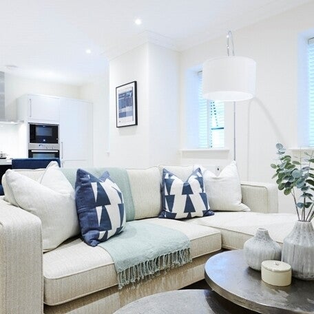 Flat Rainville Road in Greater London