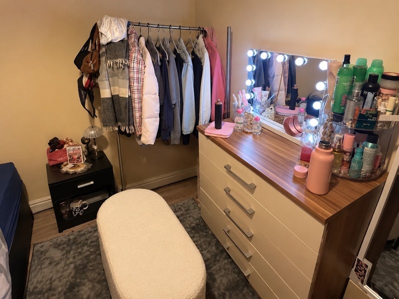 Room Welton Place in Leeds