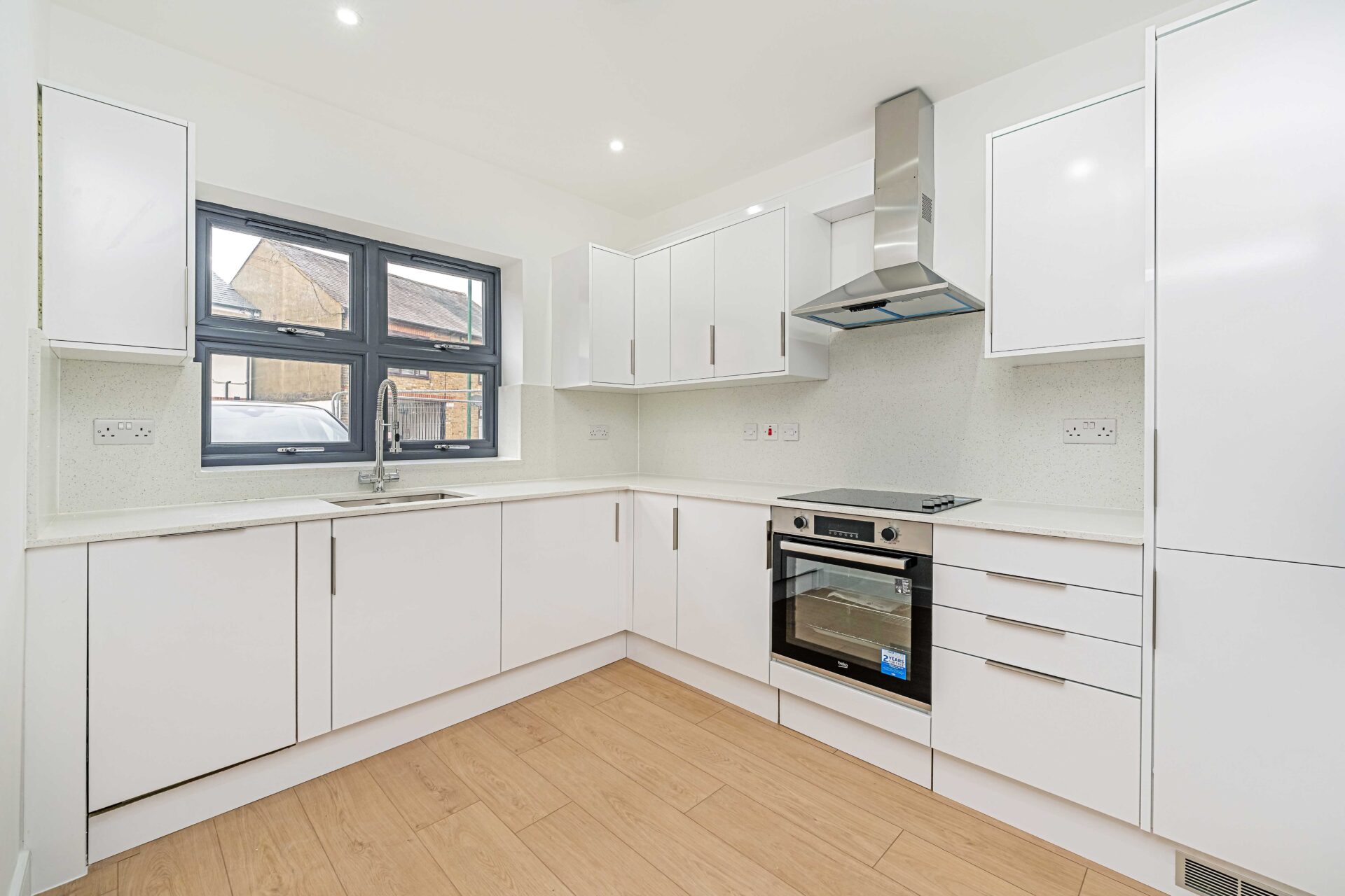 House Palmerston Road in Greater London