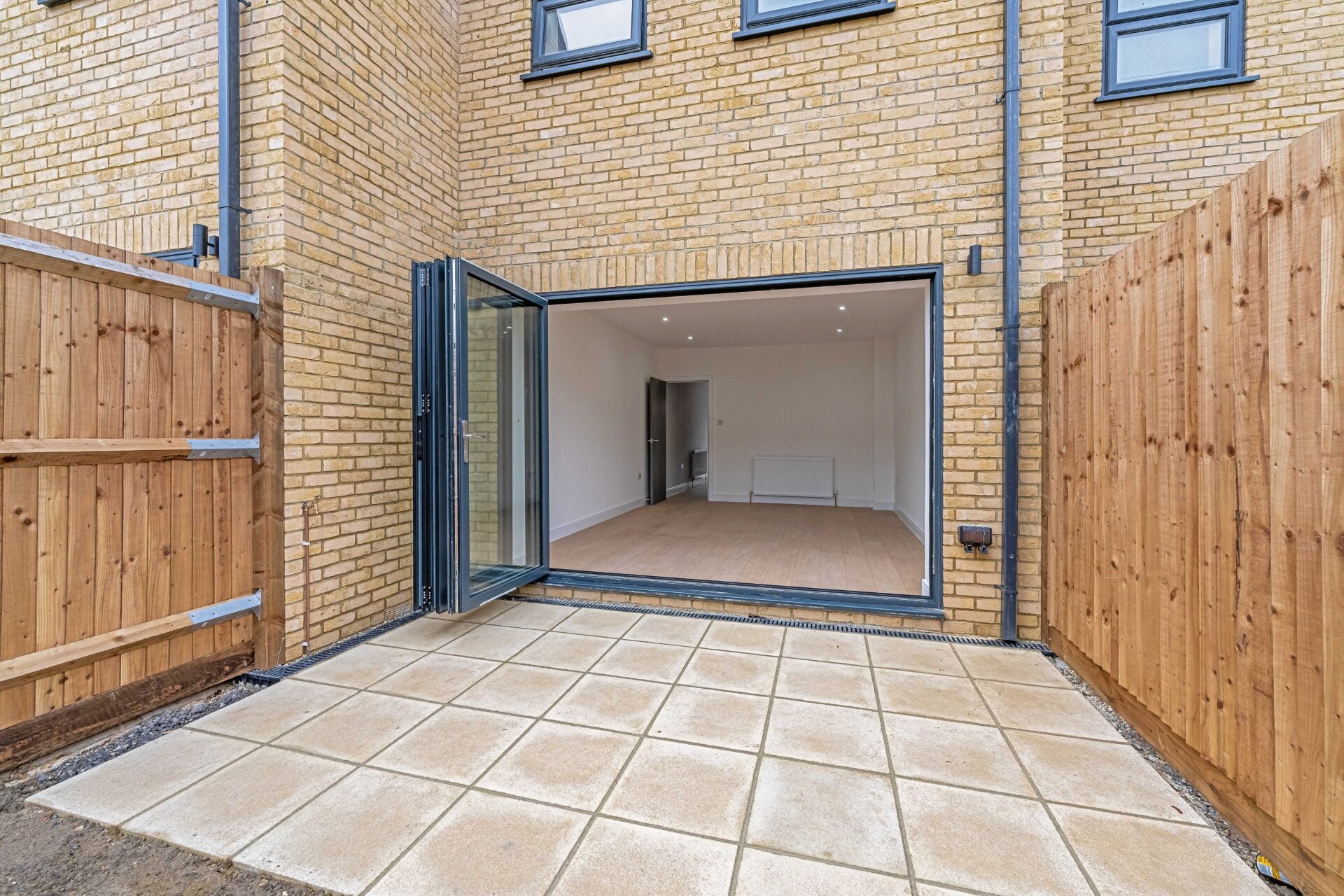 House Palmerston Road in Greater London