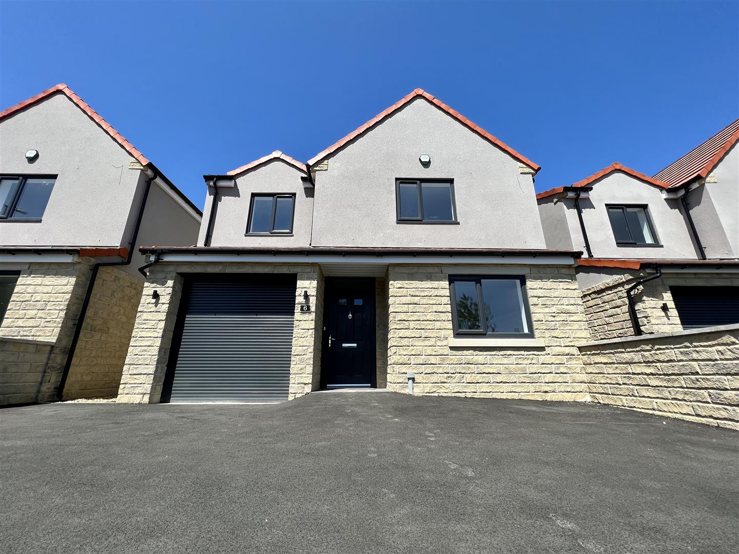 House Highmoor Lane in Kirklees