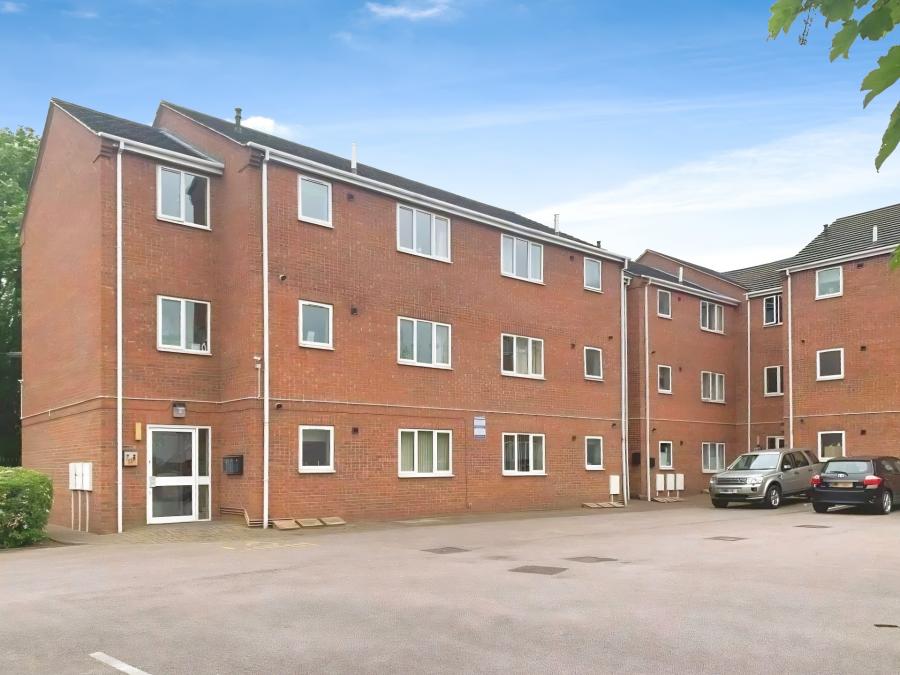 Flat London Road in South Kesteven