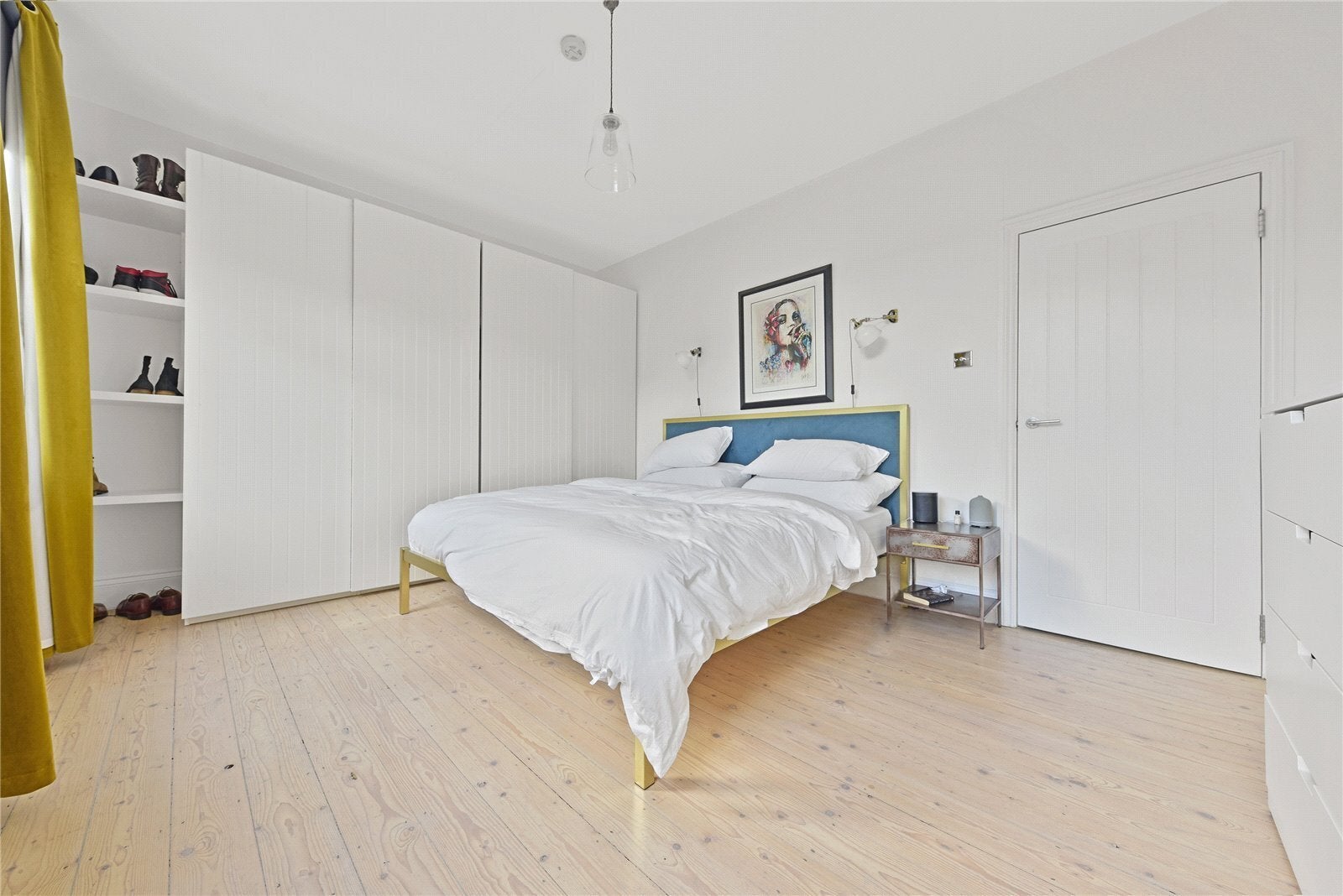 House Wellington Row in Greater London