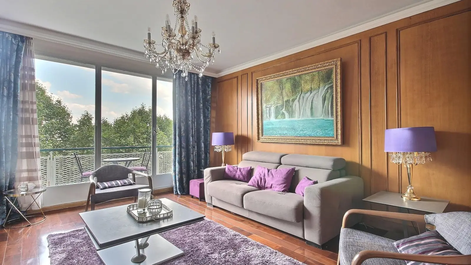 Flat Quai Louis Blériot in Paris