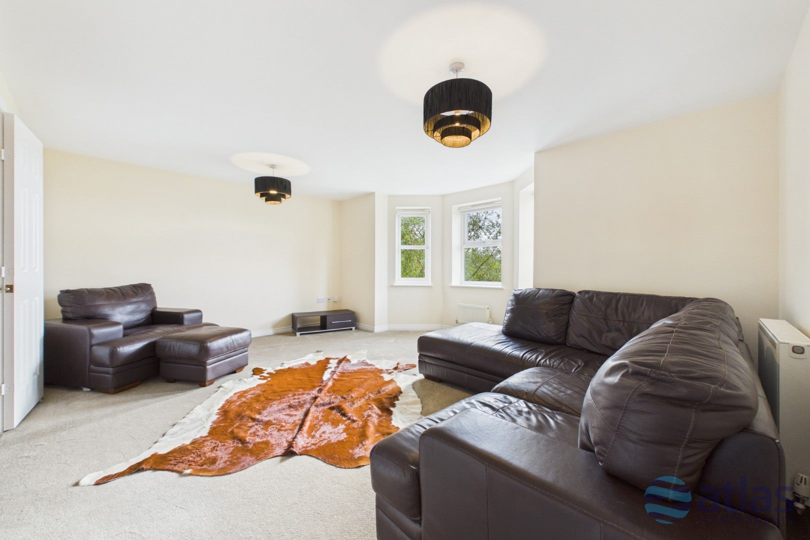 Flat Marlcroft Drive in Liverpool