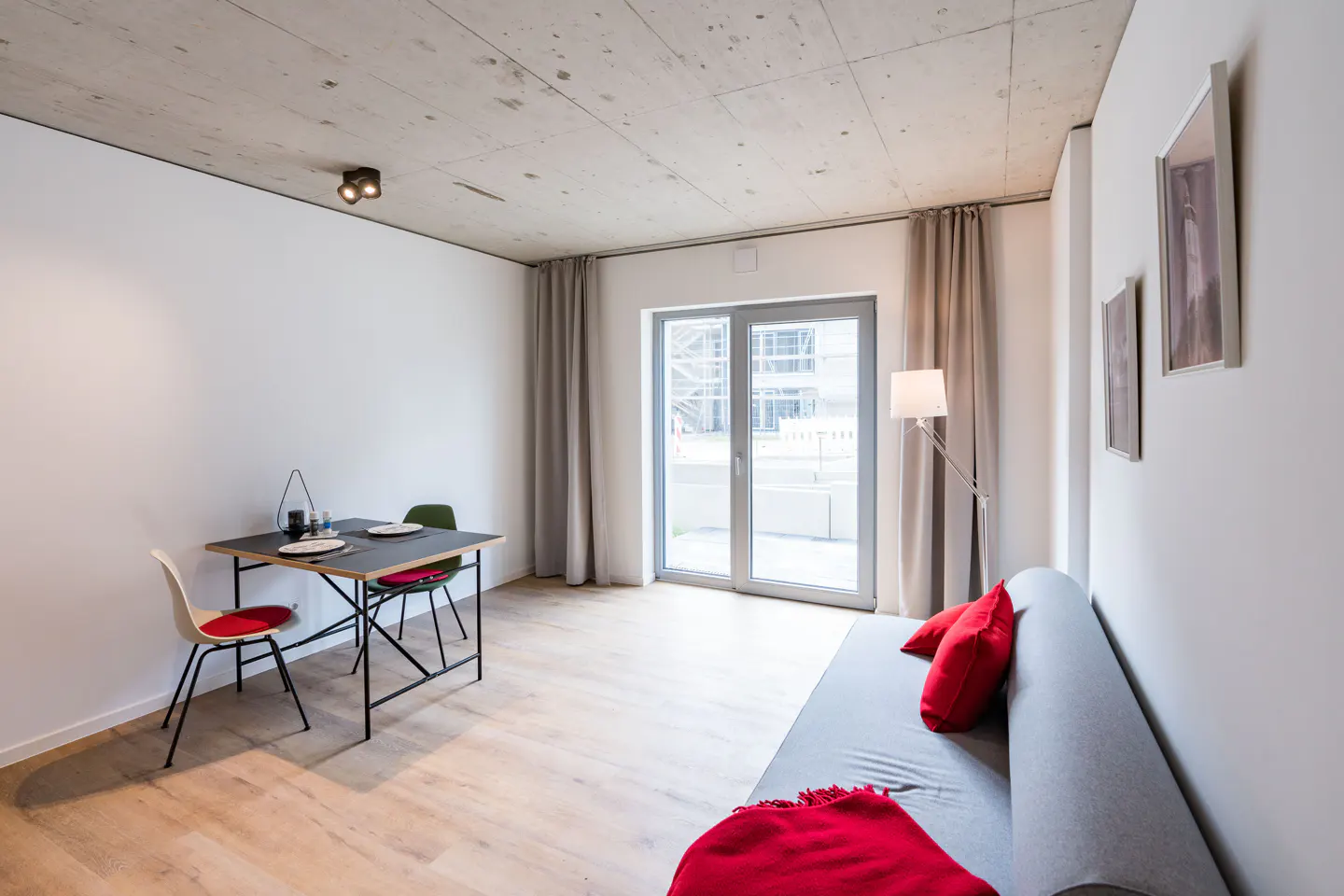 Zimmer Neusser Landstraße in Köln