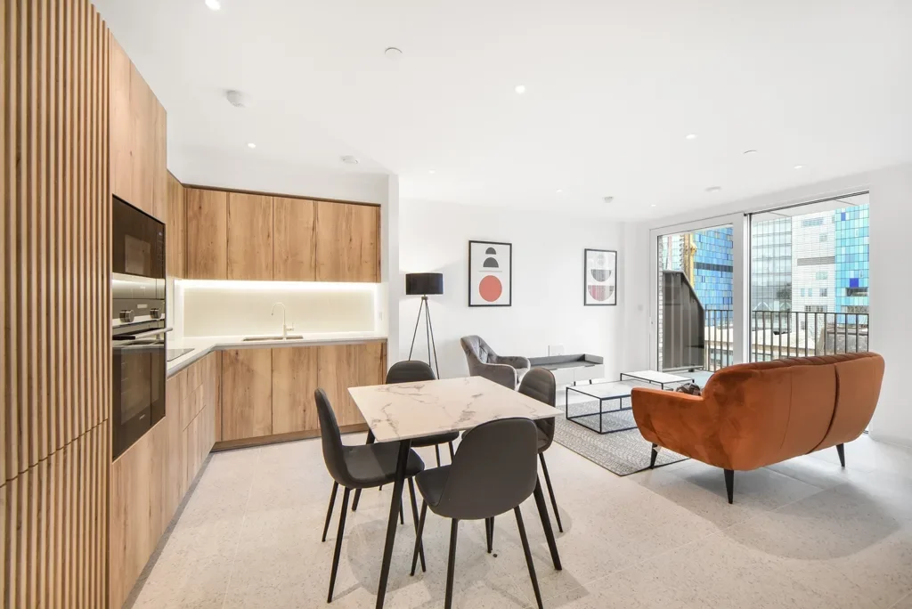 Flat Sidney Street in Greater London