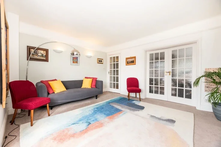 Flat Catherine Road in Greater London