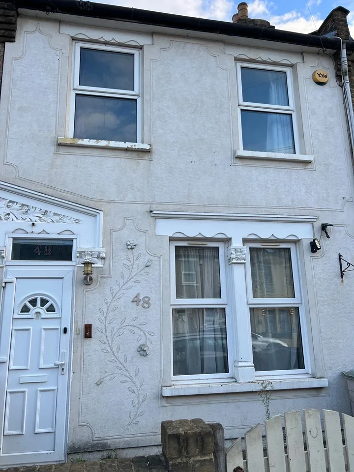 House Heath Road in Greater London