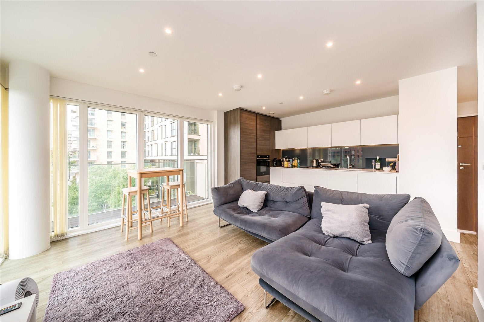 Flat Kidbrooke Park Road in Greater London