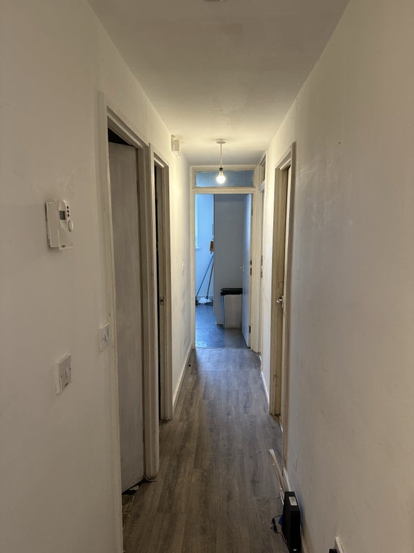 Room Oatland Court in Leeds