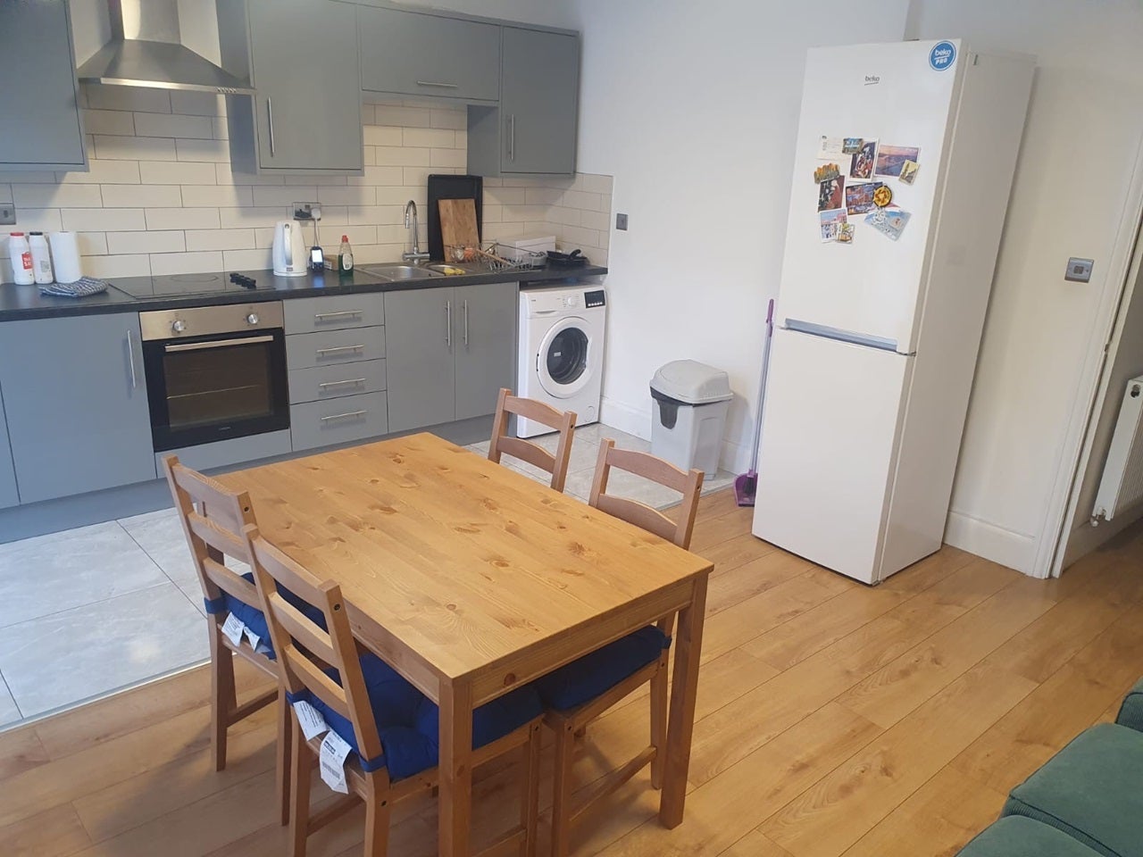 Flat Manchester Road in Greater London