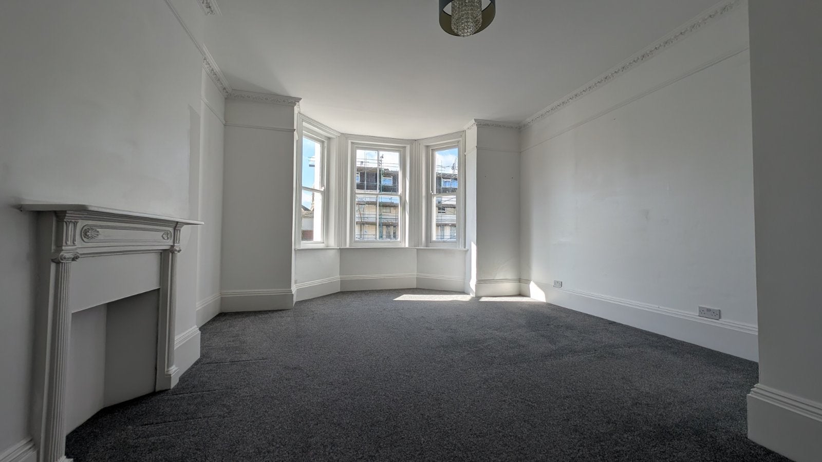 Flat Trinity Gardens in Folkestone and Hythe District