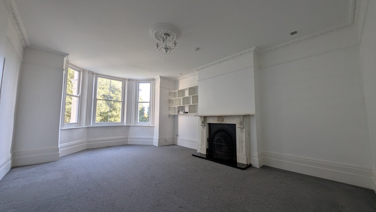 Flat Trinity Gardens in Folkestone and Hythe District