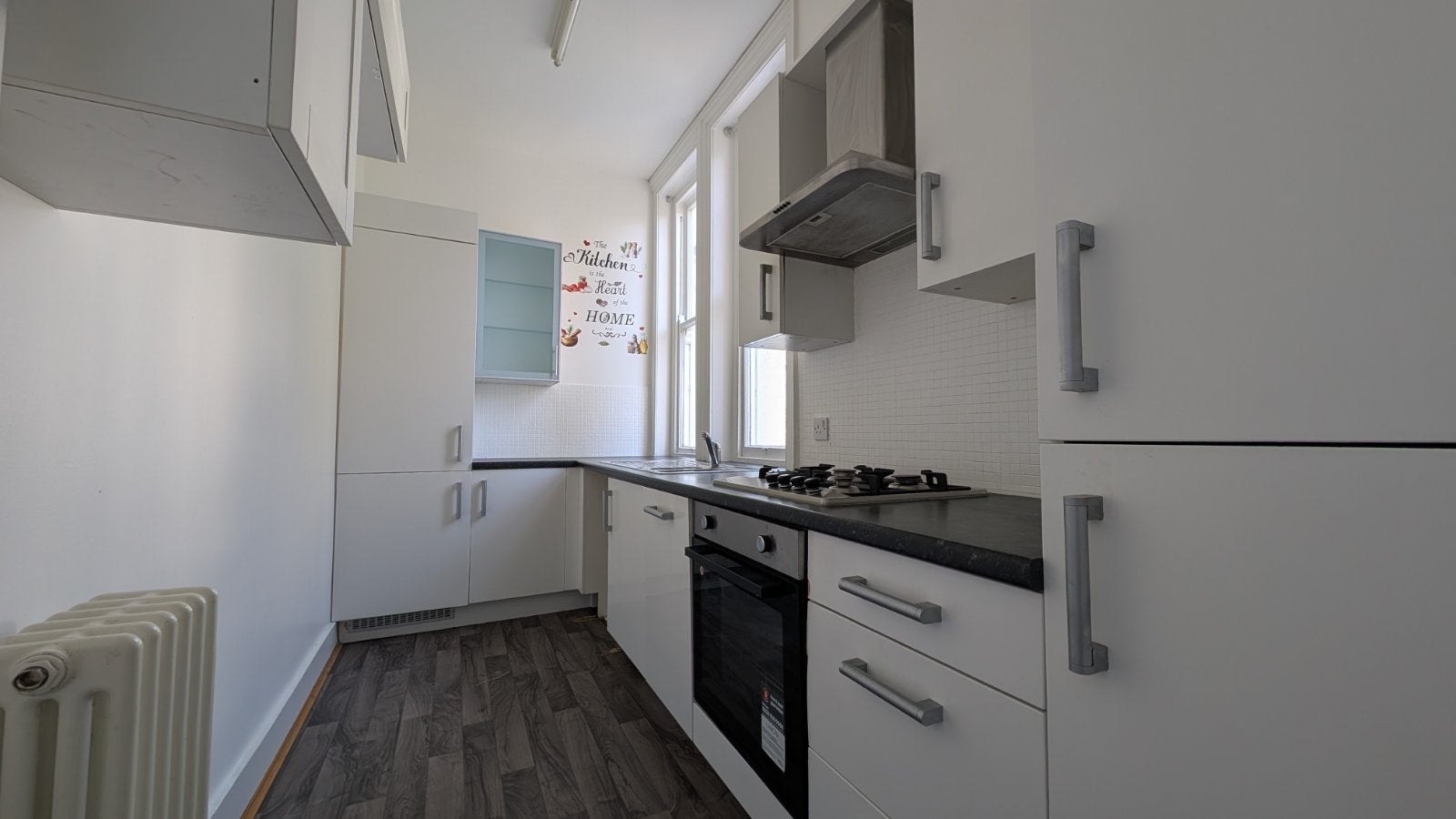Flat Trinity Gardens in Folkestone and Hythe District