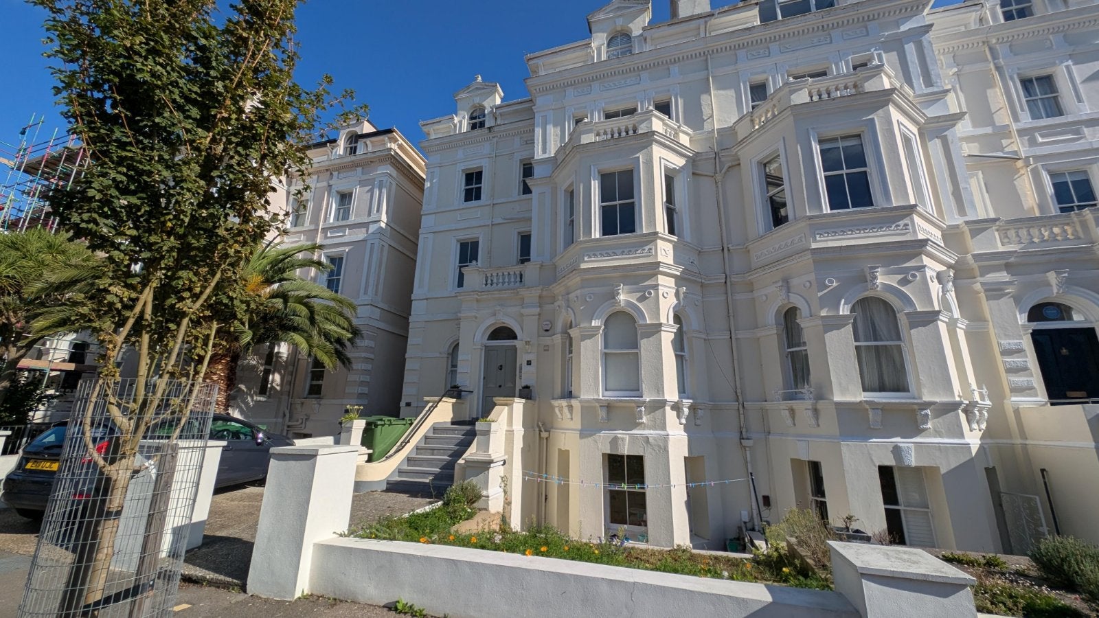 Flat Trinity Gardens in Folkestone and Hythe District