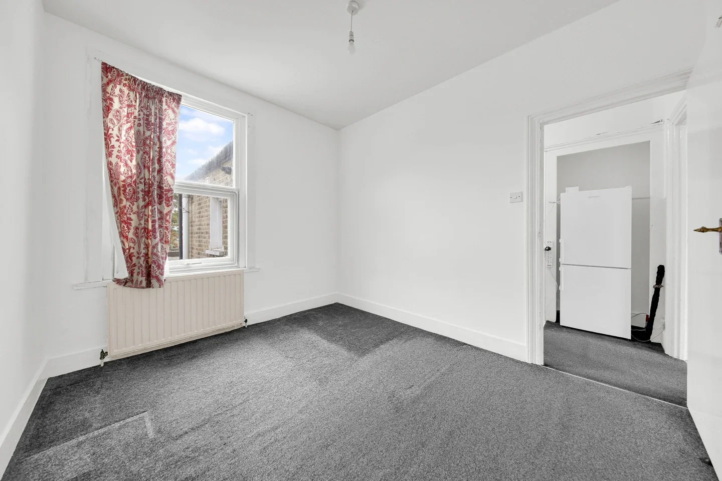 Flat Springfield Road in Greater London