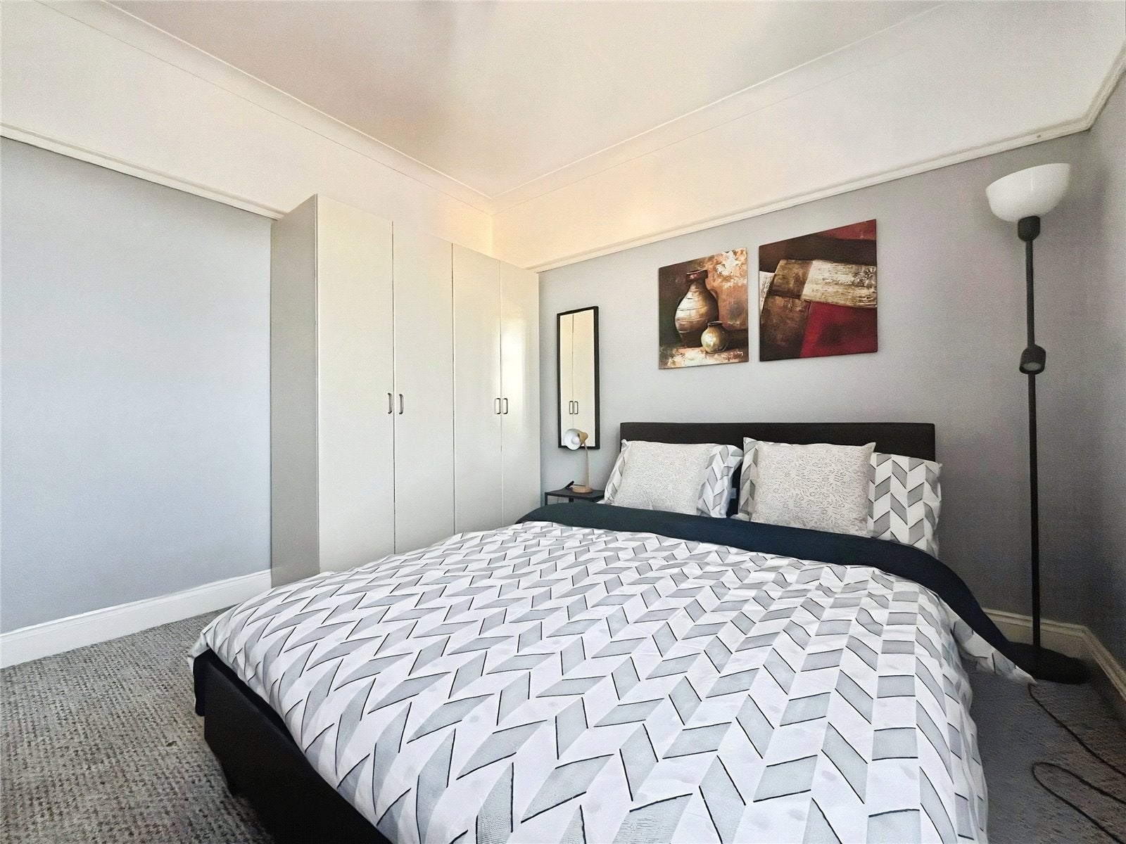 Room Lyndhurst Avenue in Greater London