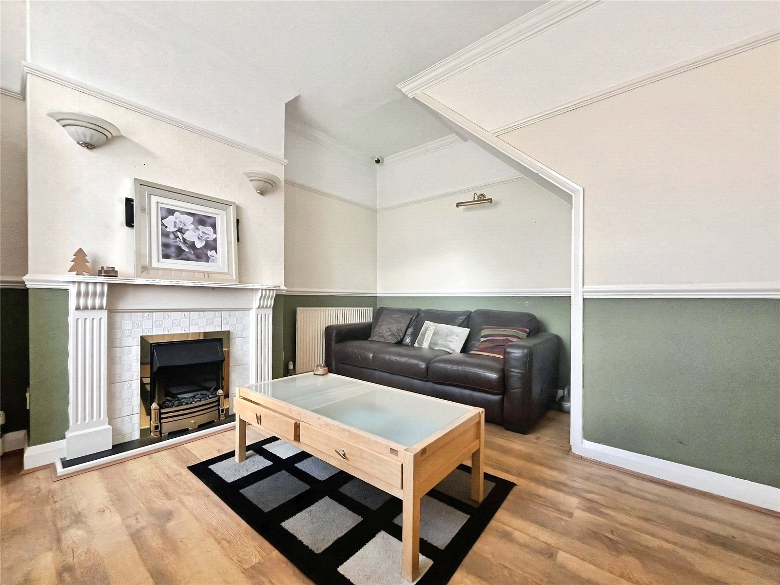 Room Lyndhurst Avenue in Greater London