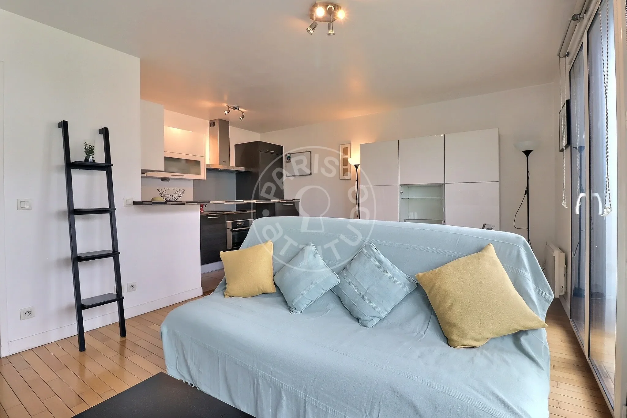 Appartement Boulevard Diderot à Paris