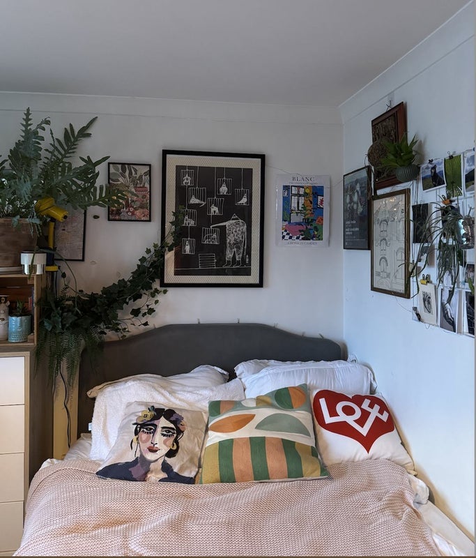 Room Fowler Road in Greater London