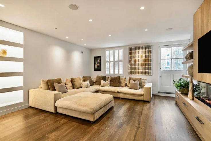House Pindock Mews in City of Westminster
