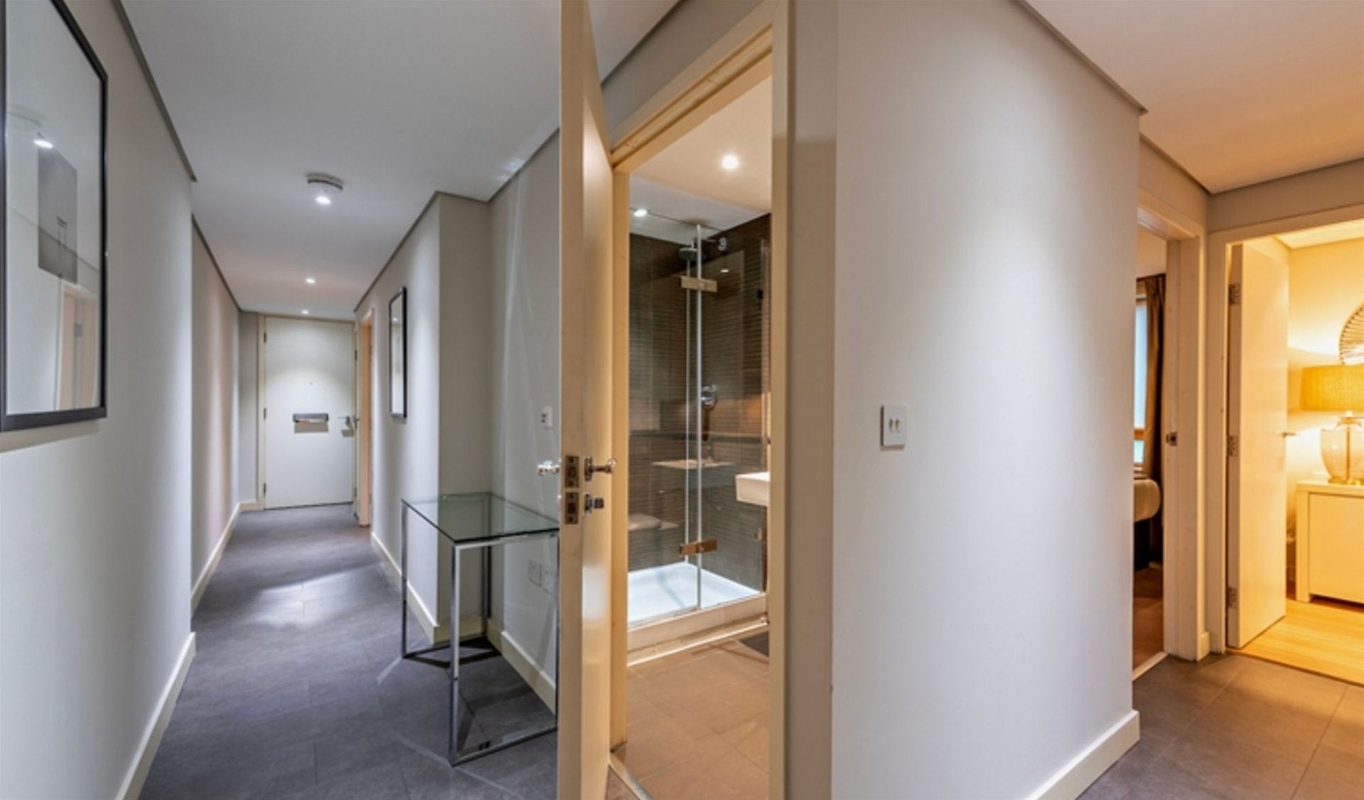 Flat Merchant Square in City of Westminster