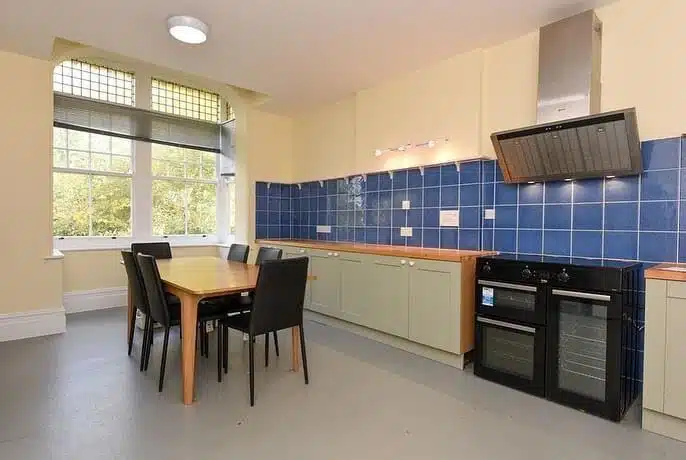 Room Alpha Road in Thanet