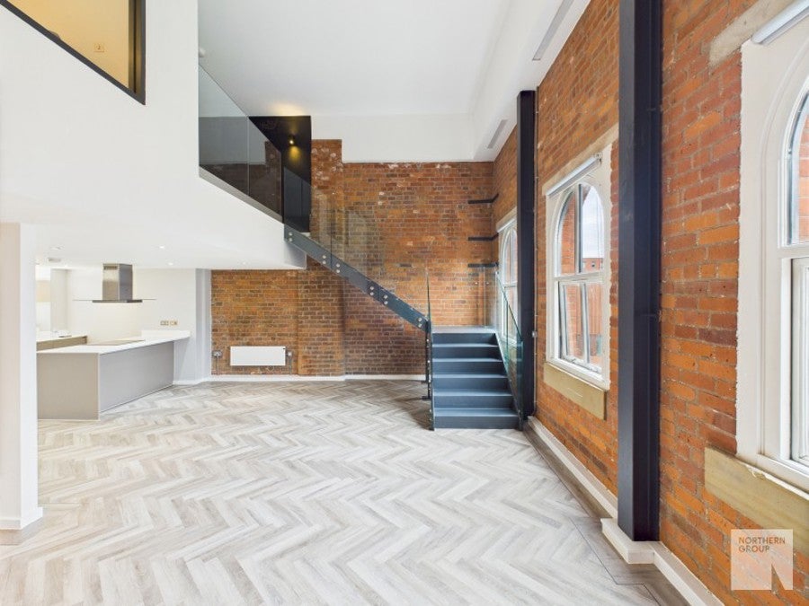 Flat Cutting Room Square in Manchester