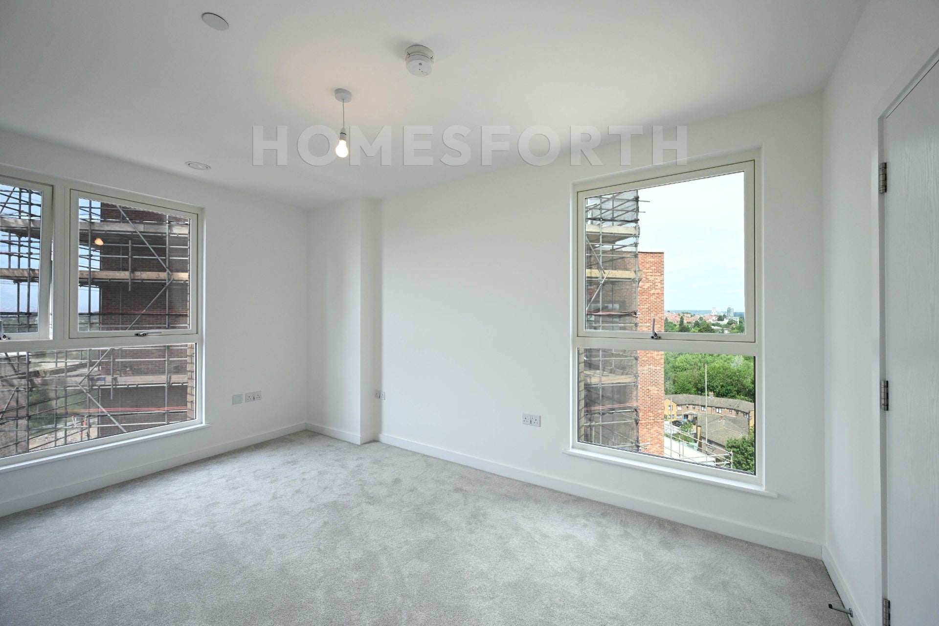 Flat Marsh Drive in Greater London