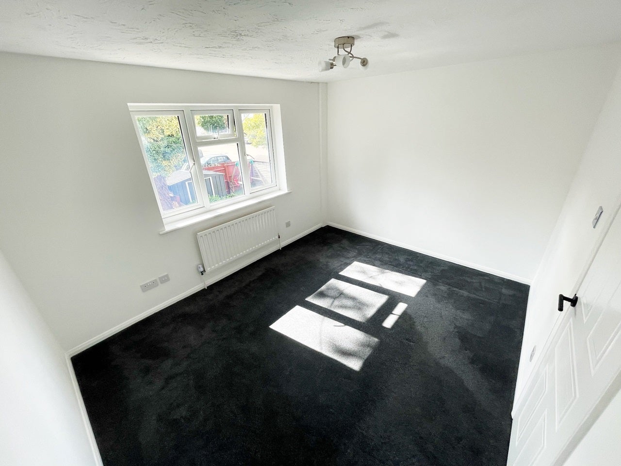 House Pennington Way in Greater London