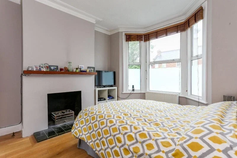 Room Cranmer Avenue in Greater London