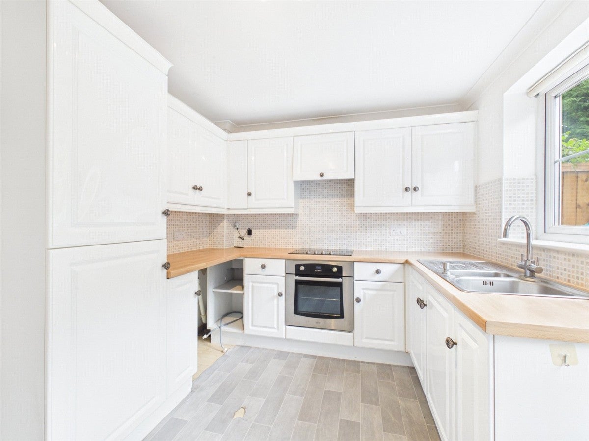 House Dickens Court in Broxtowe