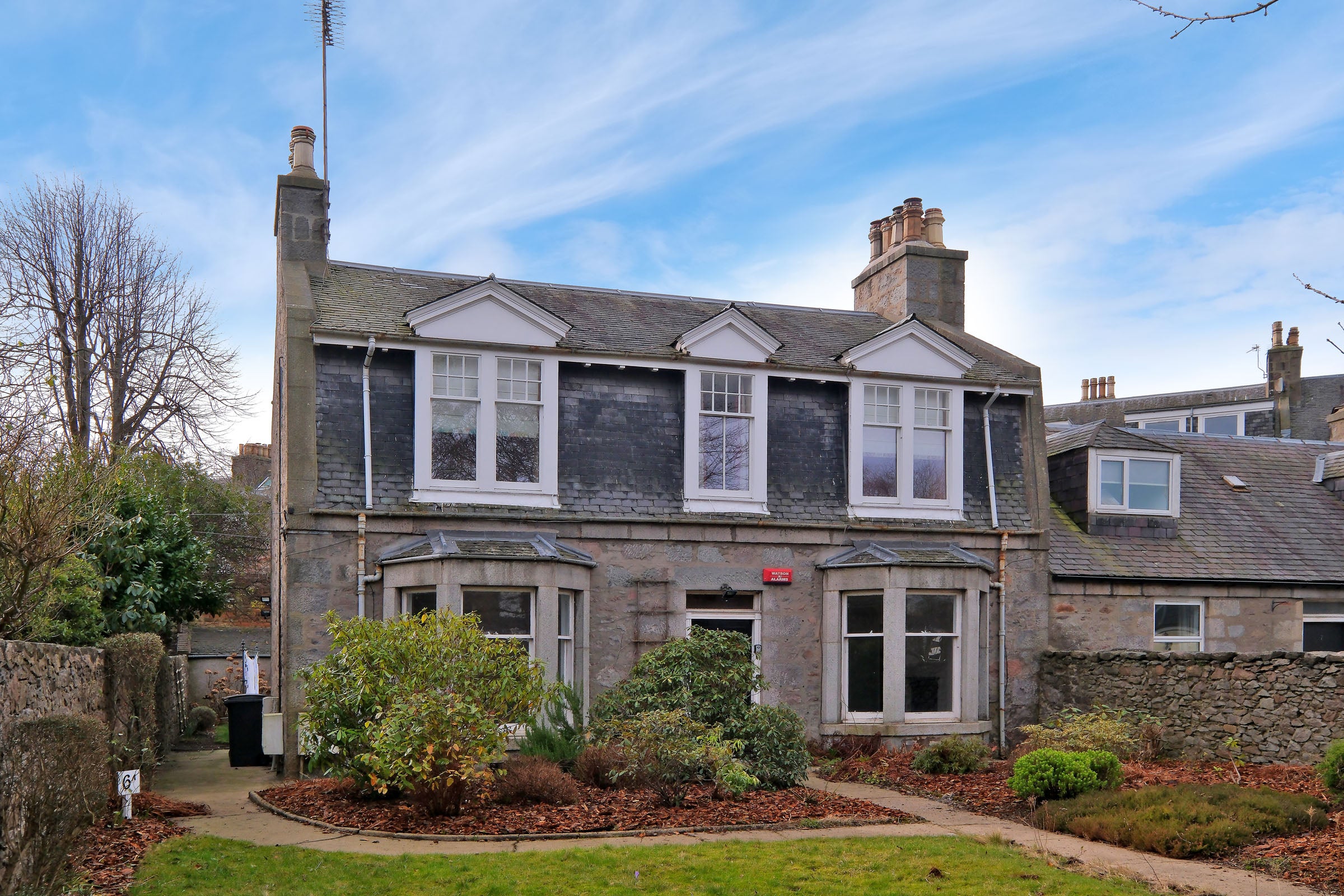 Flat Rosemount Terrace in Aberdeen City