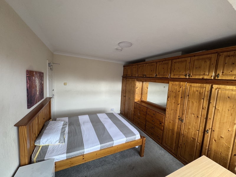 Room Moat Avenue in Coventry