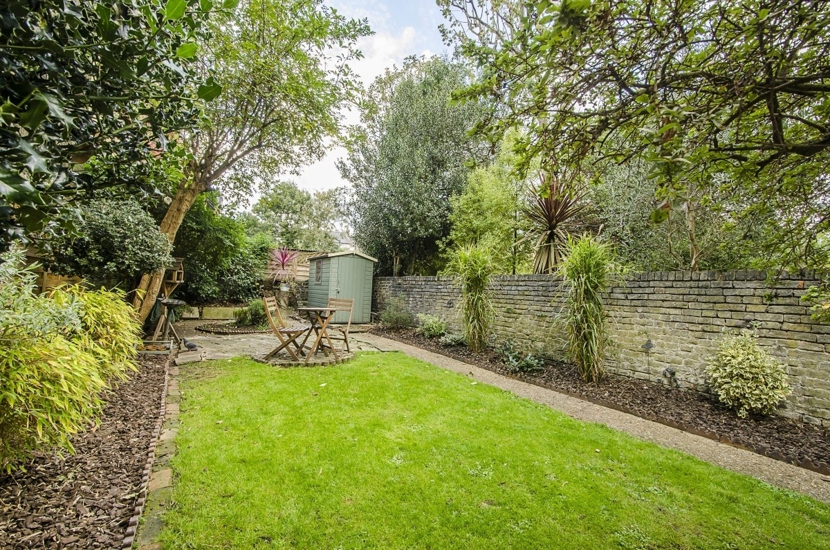 House Offerton Road in Greater London