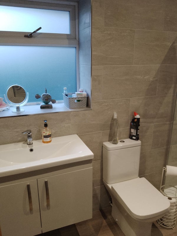 Room Penrose Road in Ferndown