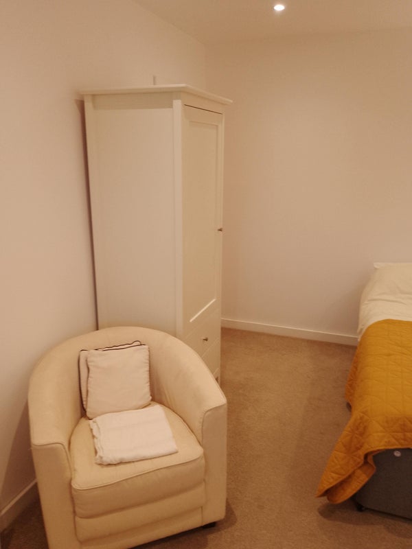 Room Penrose Road in Ferndown