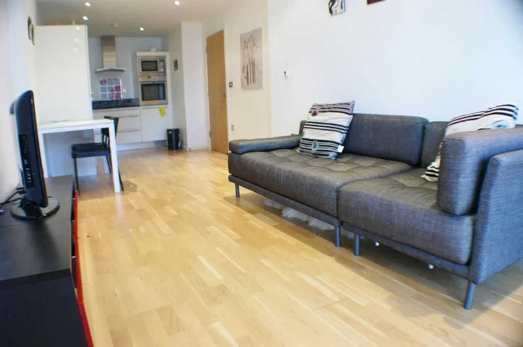 Flat Millharbour in Greater London